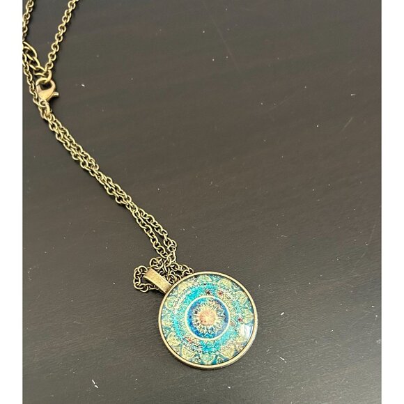 Kaleidoscope Pendant Chain Necklace Gold Tone Indian Mandala Om Hippy Buddhist - Picture 5 of 6